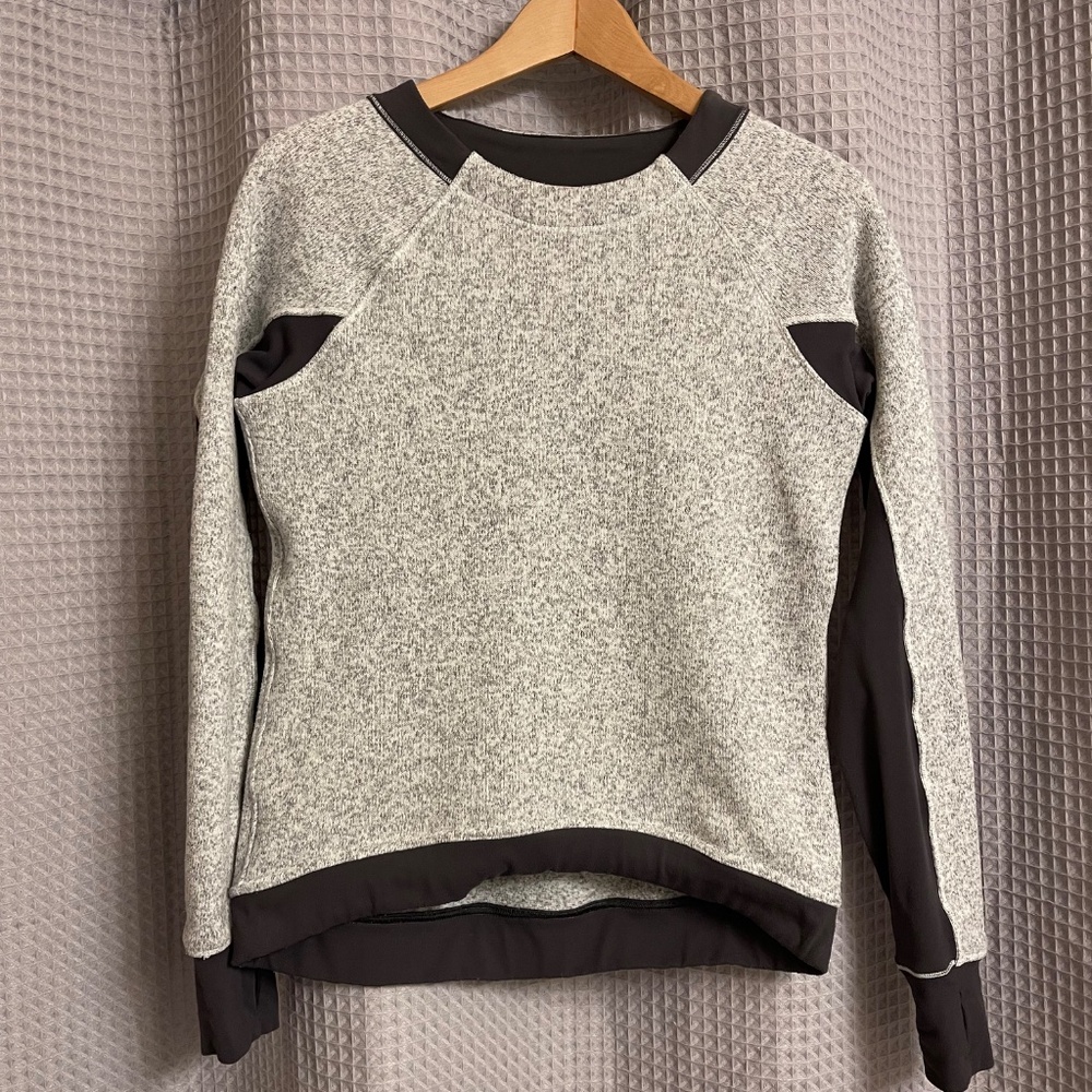 Gray Lululemon Fleet Street Pullover Size 4